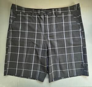 Elysian Hybrid Shorts Mens 40 Gray Plaid Flat Front Stretch Quick Dry Golf